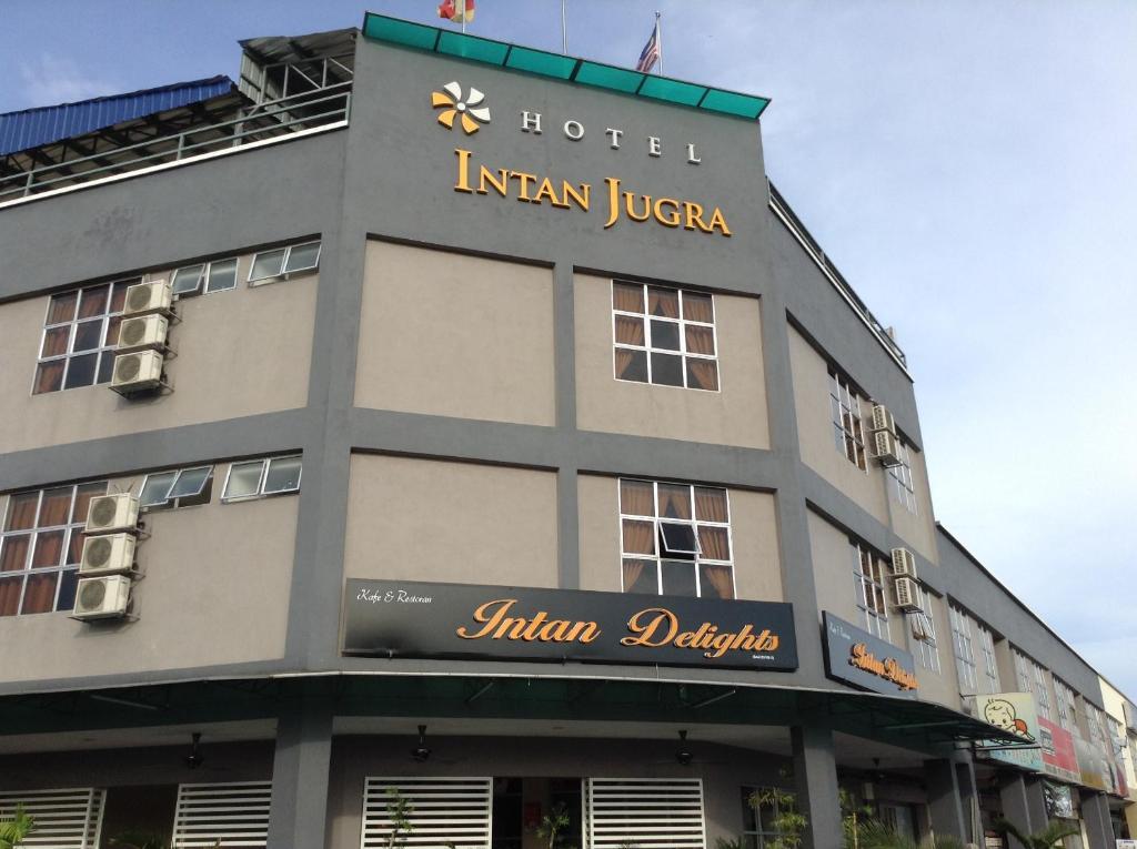 Hotel Intan Jugra Бантинг Номер фото